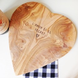 Tabla de madera Corazón (CAT)